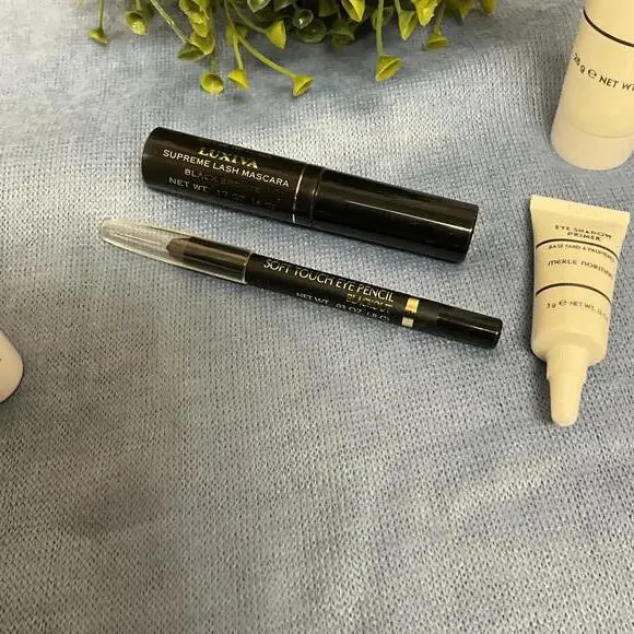Merle Norman Mascara Eyeliner Eye Primer bundle - Picture 3 of 4